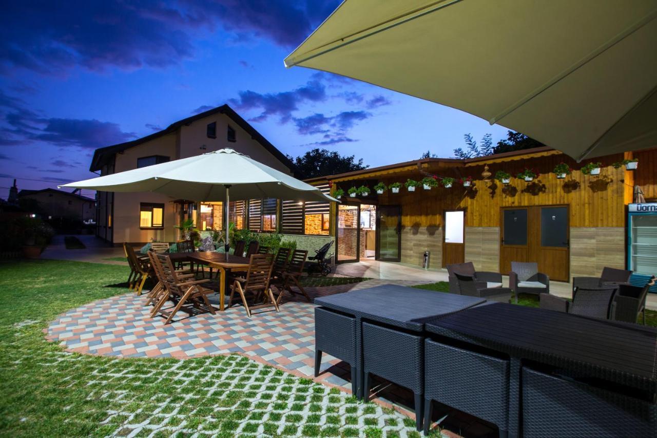 Vila Dumitrana Exteriér fotografie