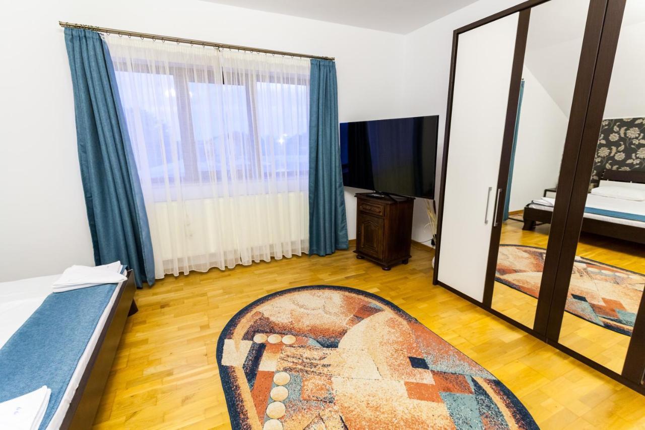 Vila Dumitrana Exteriér fotografie